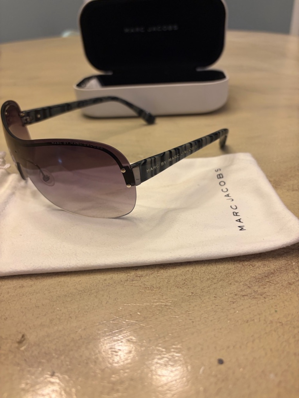 Womens Marc by Marc Jacobs shield sunglasses, model MMJ 241/S, With Case , Bag